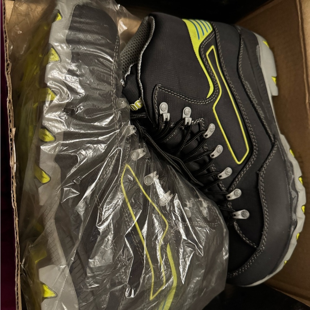 Rocky Black and Gray Athletic Shoes with Robust Rubber Sole